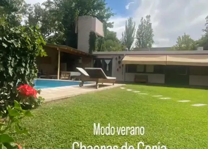 Berdina Casa Estilo Loft Con Pileta Privada En El Corazon De Chacras De Coria